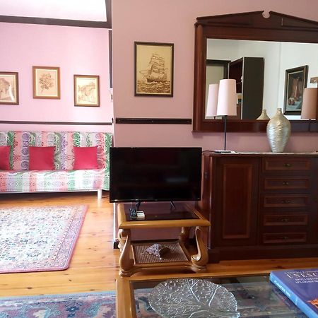 Cosy Penthouse -Up To 6 Guests- In The City Centre! テッサロニキ エクステリア 写真
