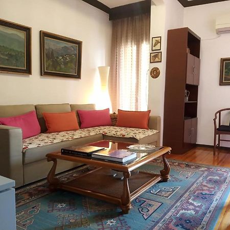 Cosy Penthouse -Up To 6 Guests- In The City Centre! テッサロニキ エクステリア 写真