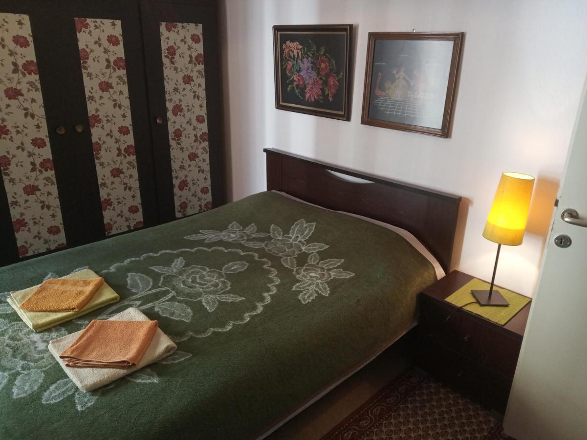 Cosy Penthouse -Up To 6 Guests- In The City Centre! テッサロニキ エクステリア 写真