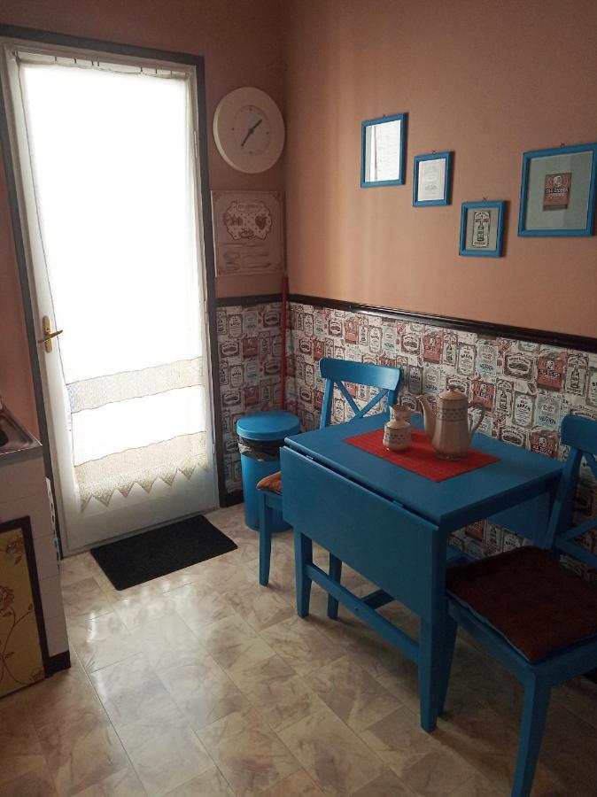 Cosy Penthouse -Up To 6 Guests- In The City Centre! テッサロニキ エクステリア 写真