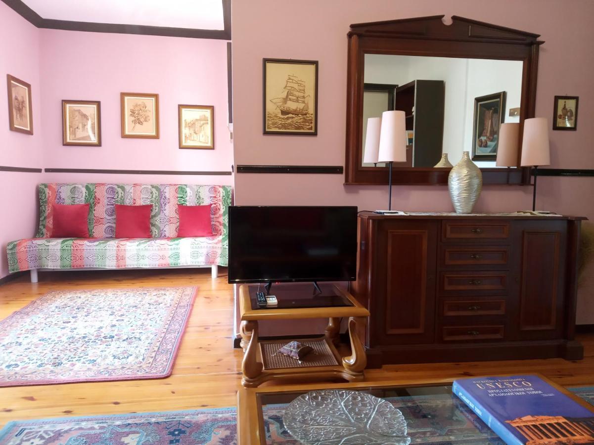 Cosy Penthouse -Up To 6 Guests- In The City Centre! テッサロニキ エクステリア 写真