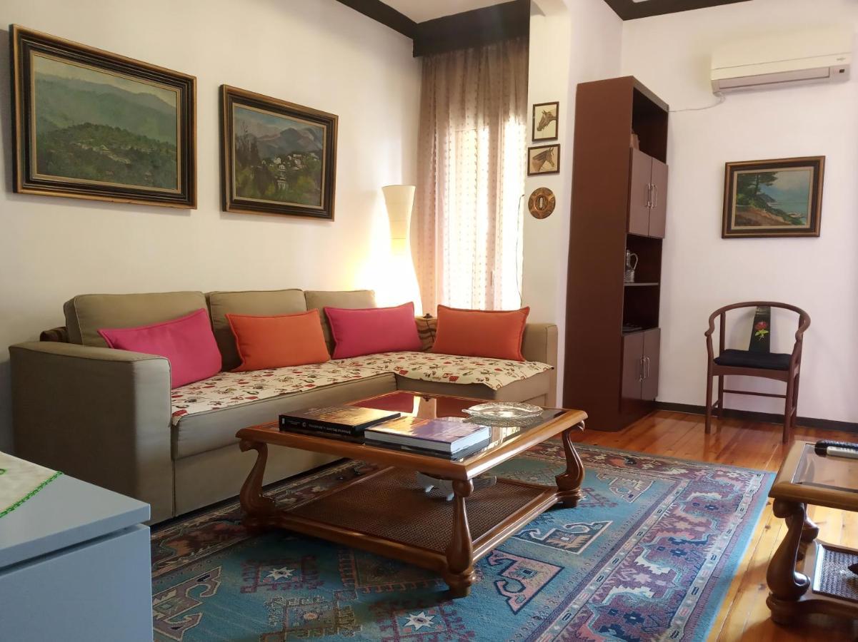 Cosy Penthouse -Up To 6 Guests- In The City Centre! テッサロニキ エクステリア 写真